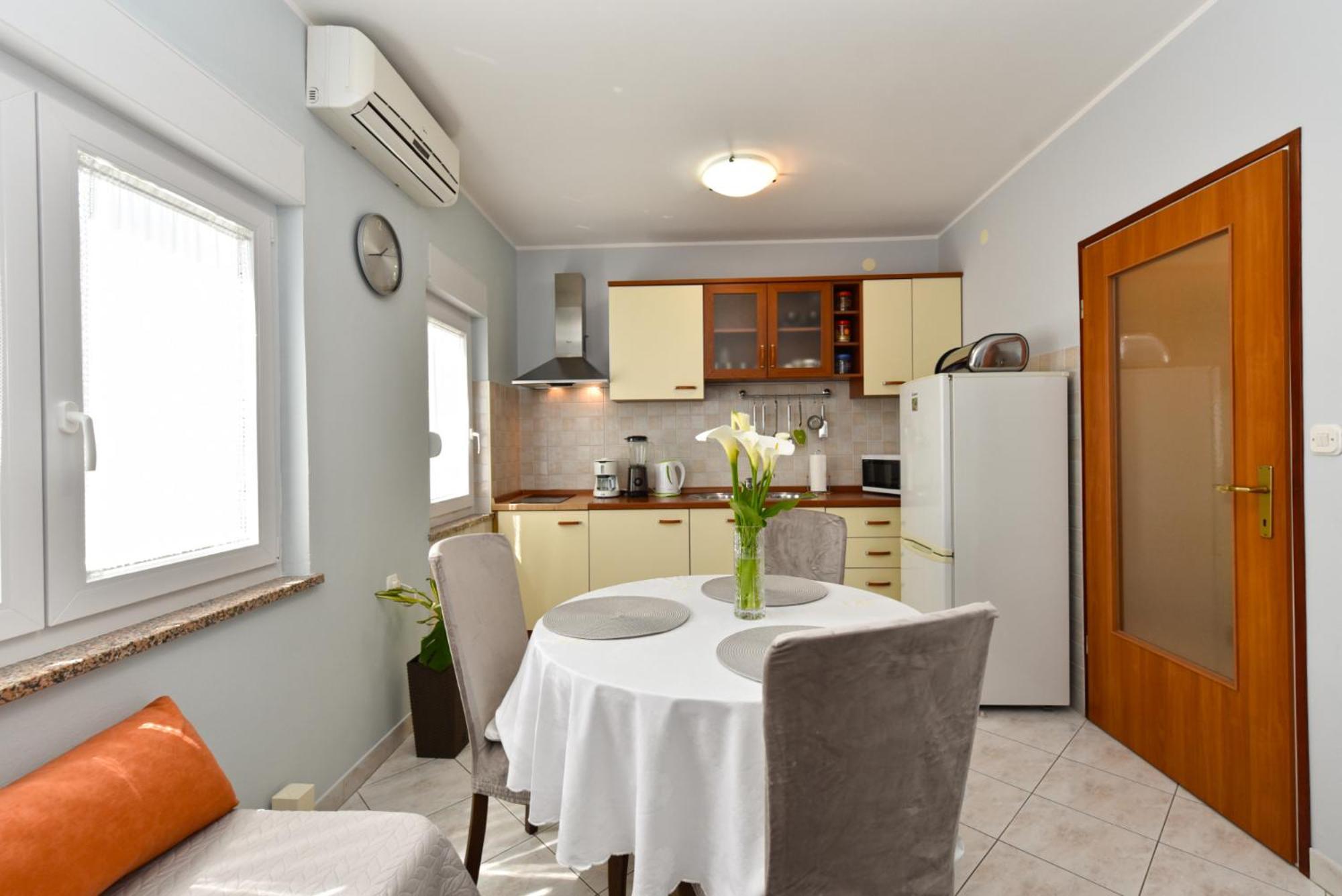 Apartments Nevina 1230 Pula Exterior foto